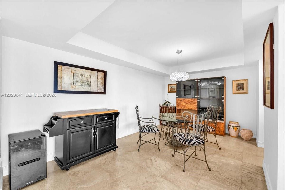 2000 Towerside Terrace