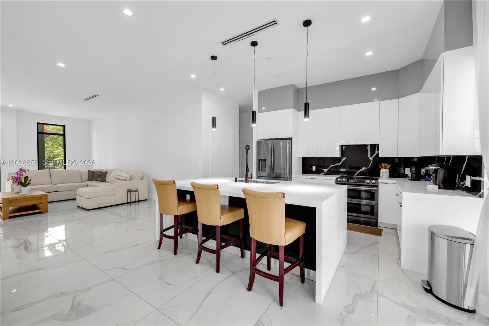 152 NW 165th Street