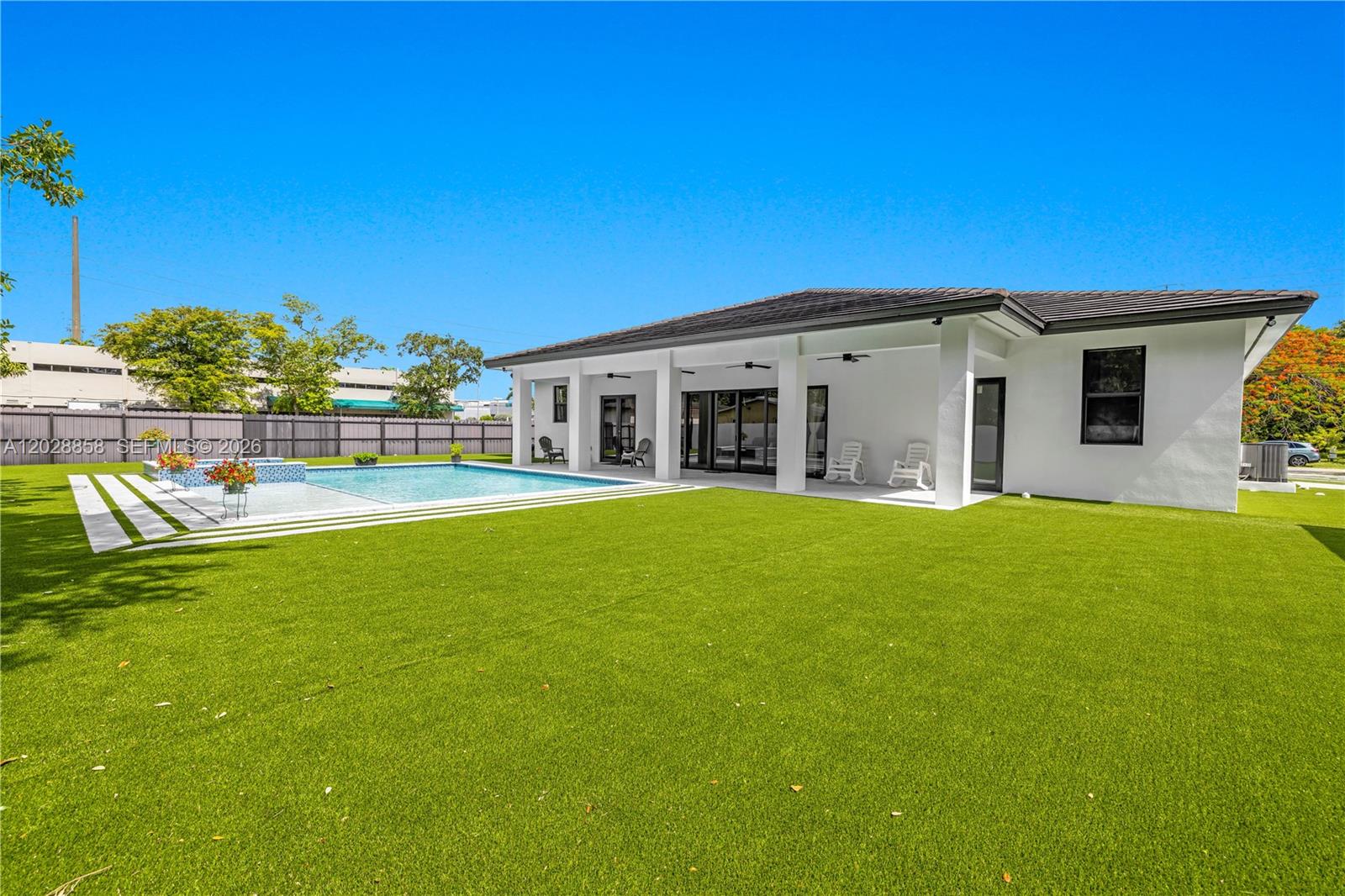 152 NW 165th Street