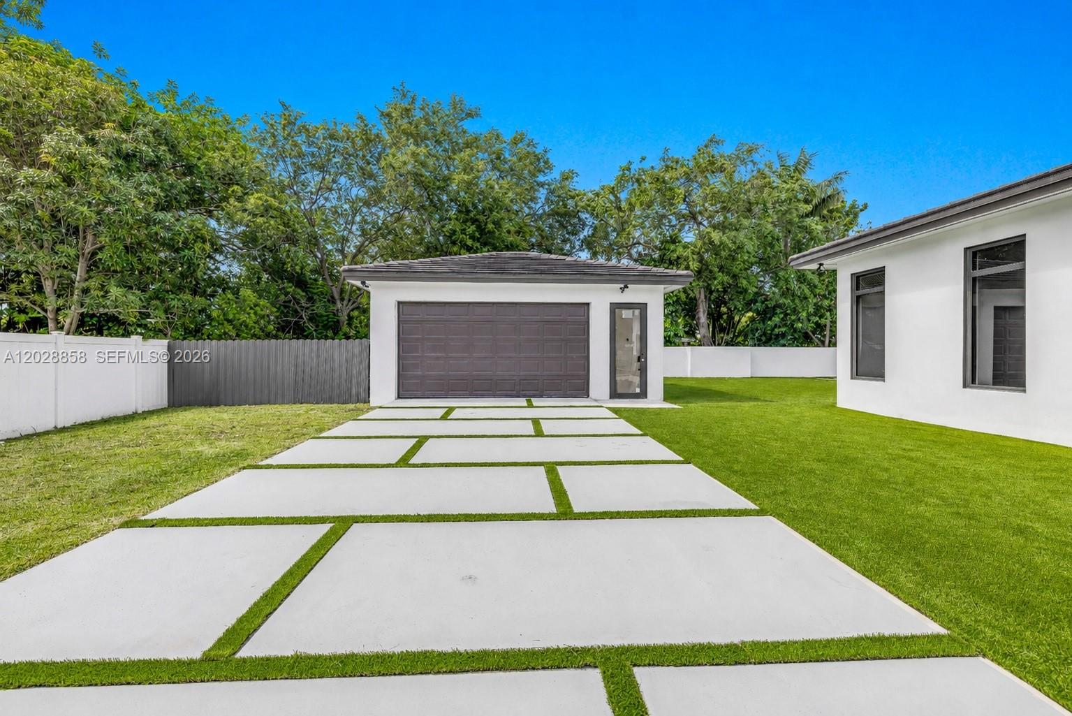 152 NW 165th Street