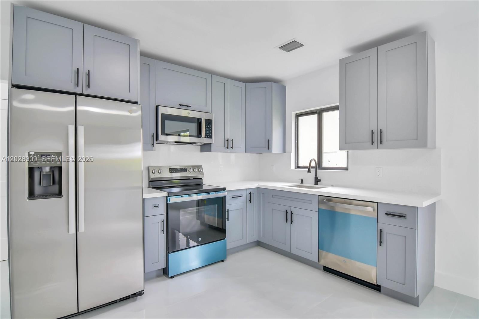 85 SW 30th Avenue