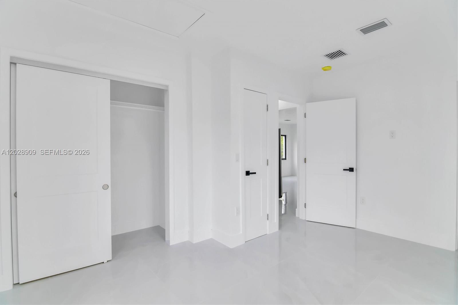 85 SW 30th Avenue