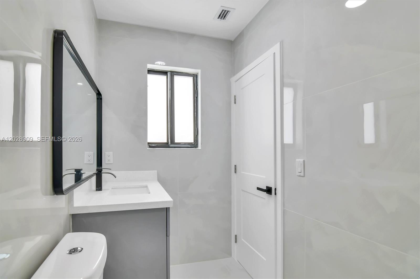 85 SW 30th Avenue