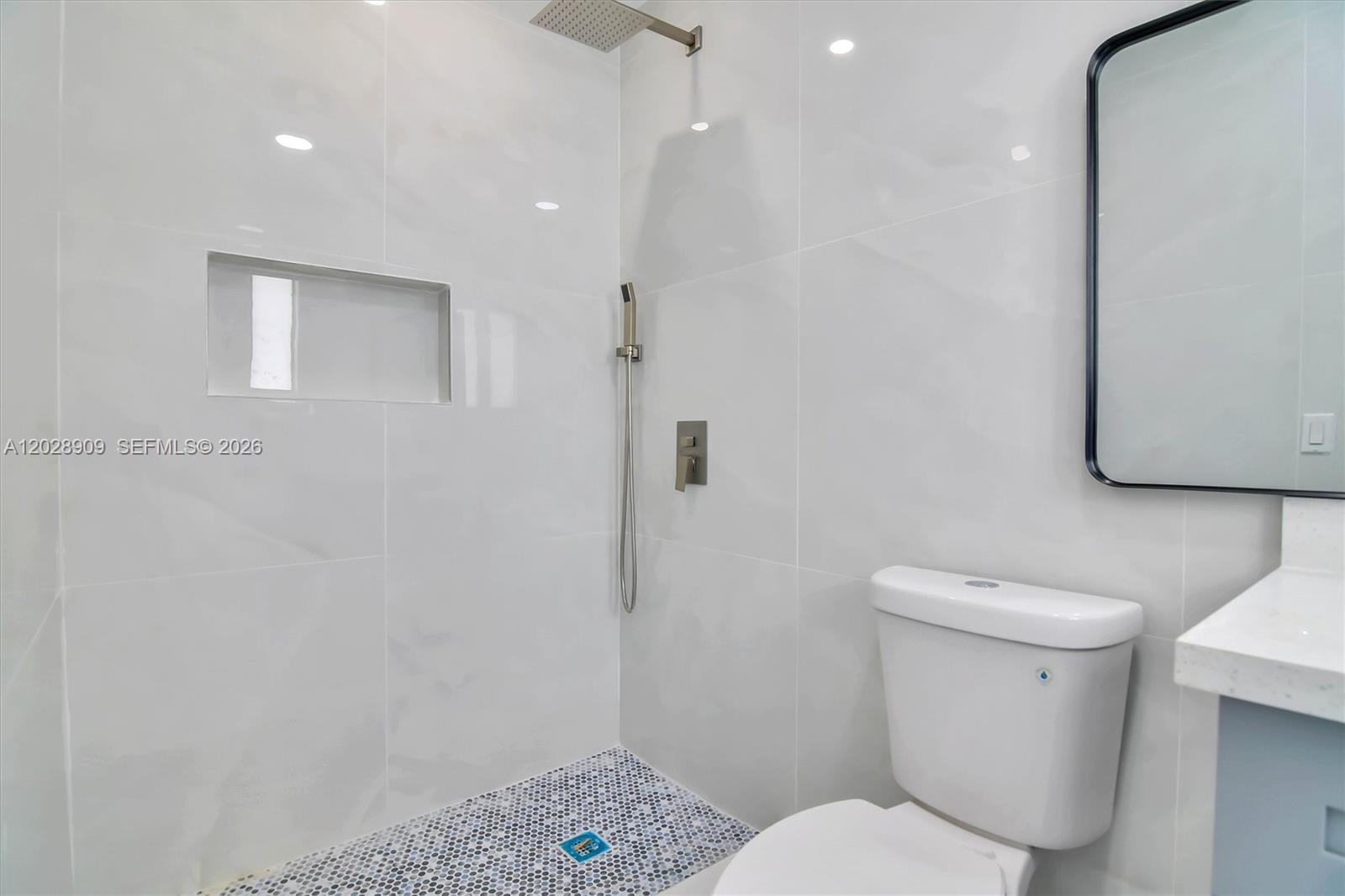 85 SW 30th Avenue