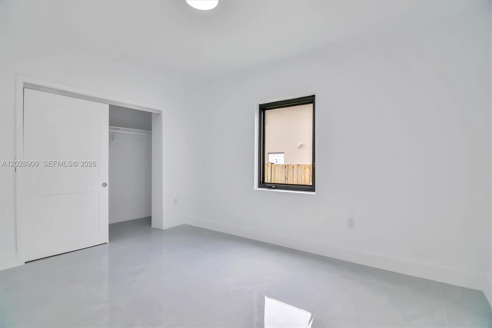 85 SW 30th Avenue