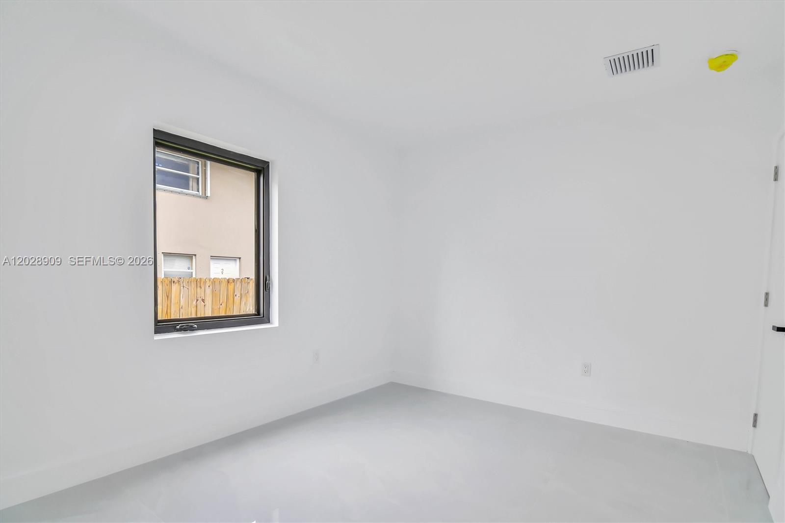 85 SW 30th Avenue