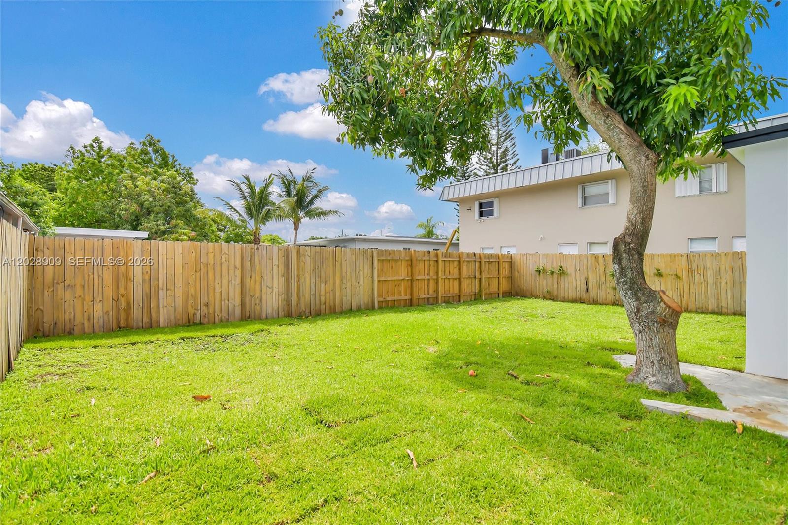 85 SW 30th Avenue