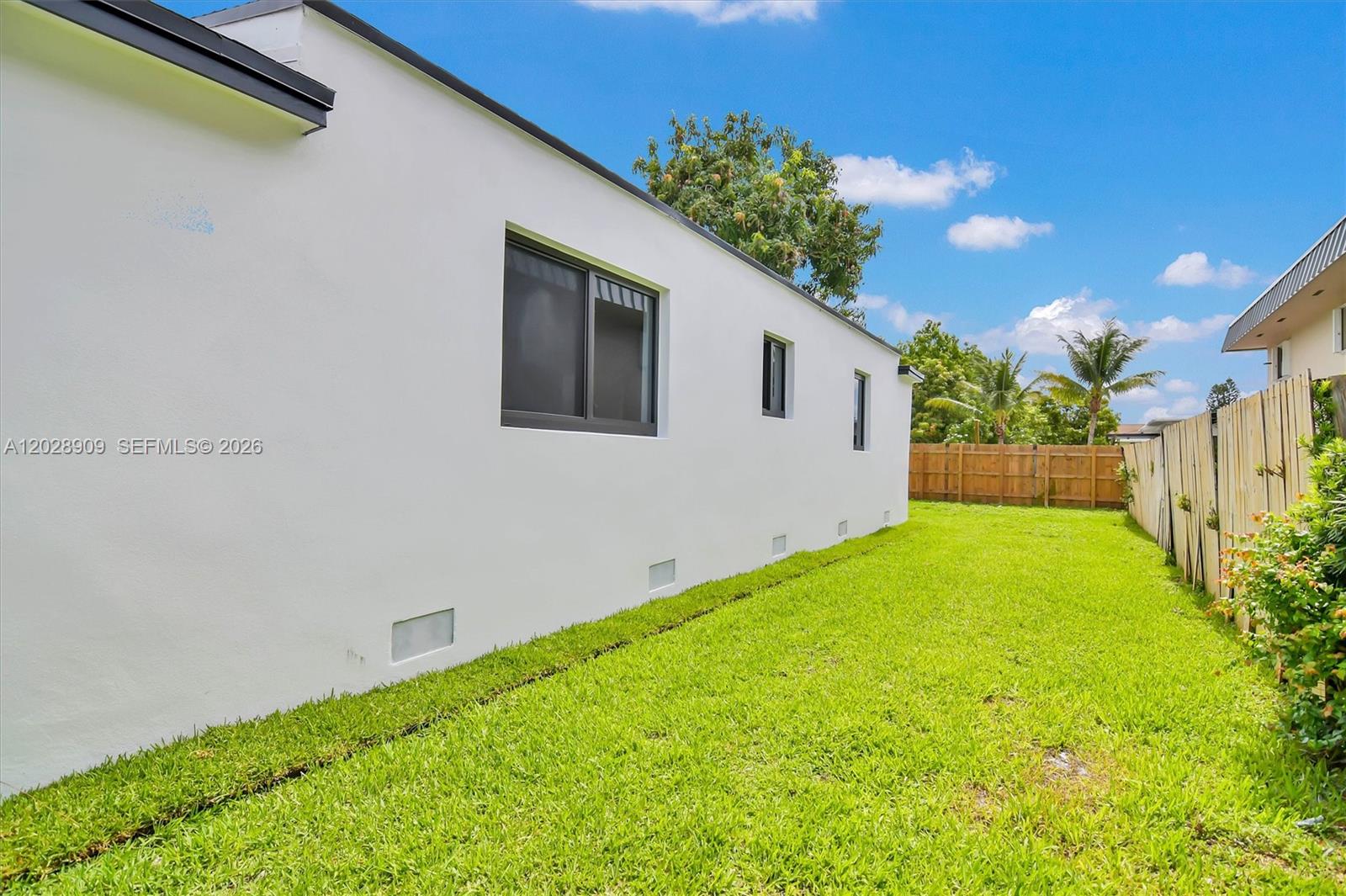 85 SW 30th Avenue