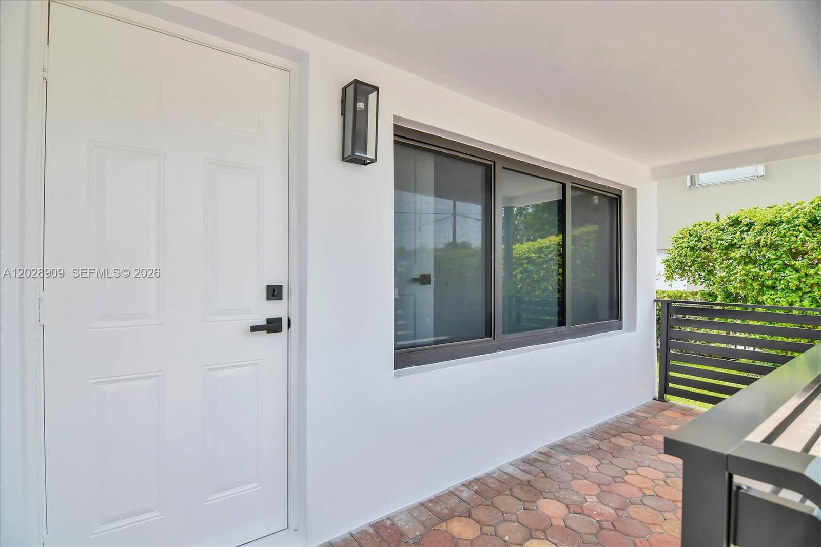 85 SW 30th Avenue