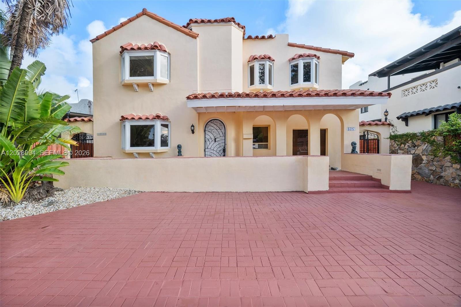 1727 SW 11th Terrace