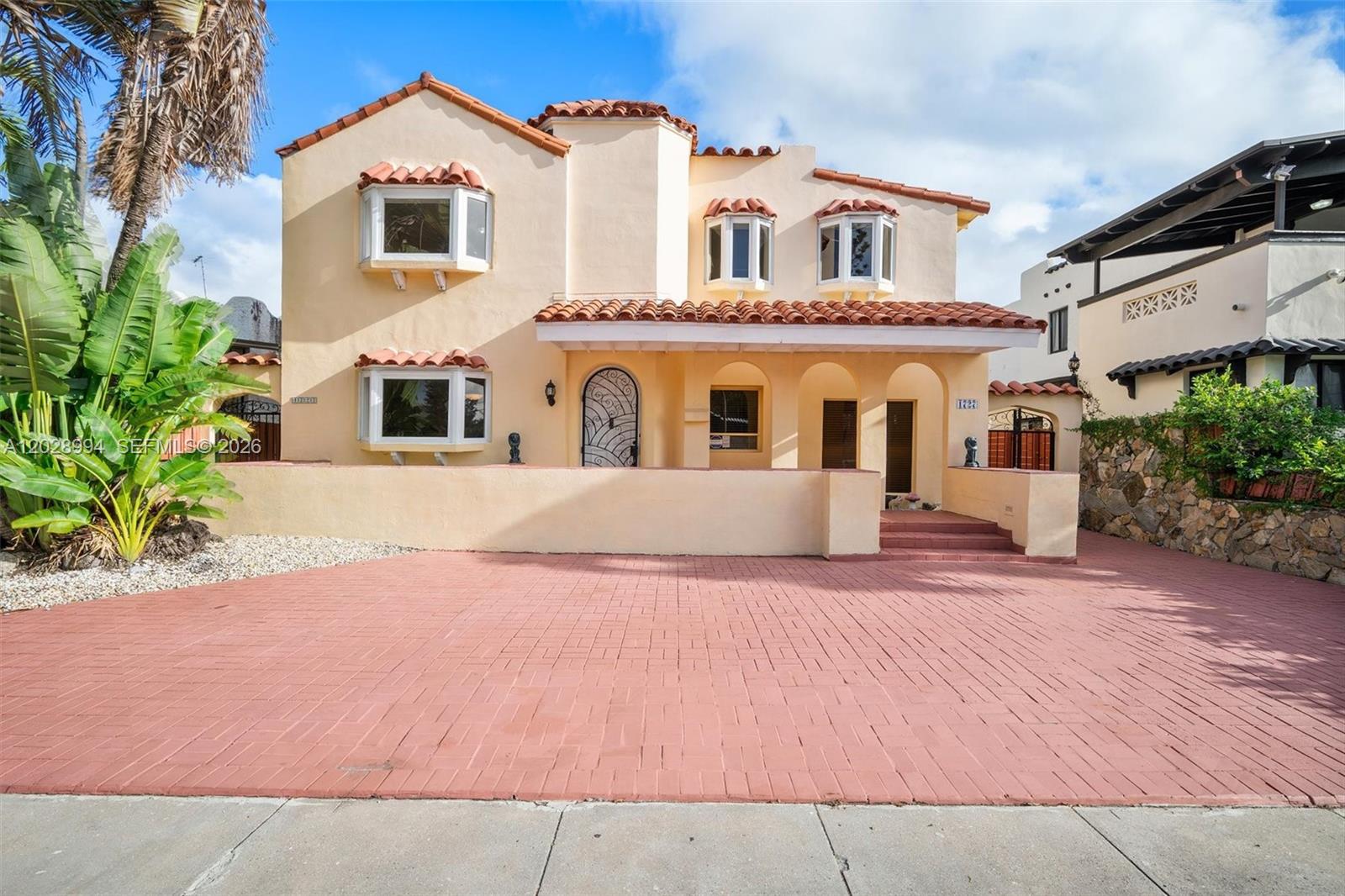 1727 SW 11th Terrace