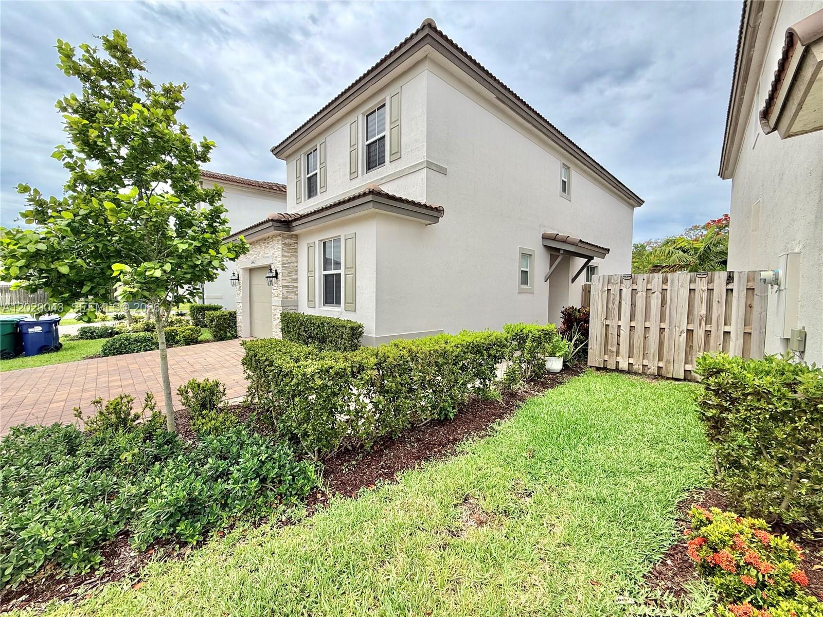 2462 NW 131st Circle