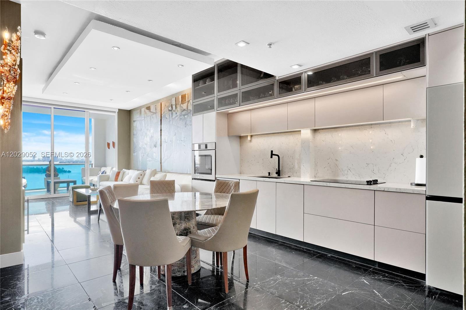 725 NE 22nd Street