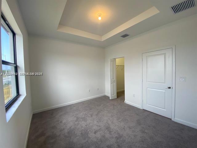 593 NE 208th Terrace