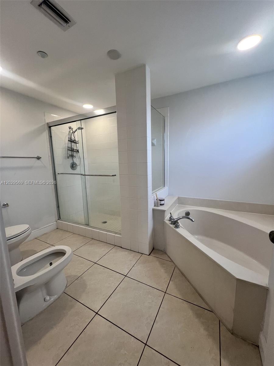 10750 NW 66th Street