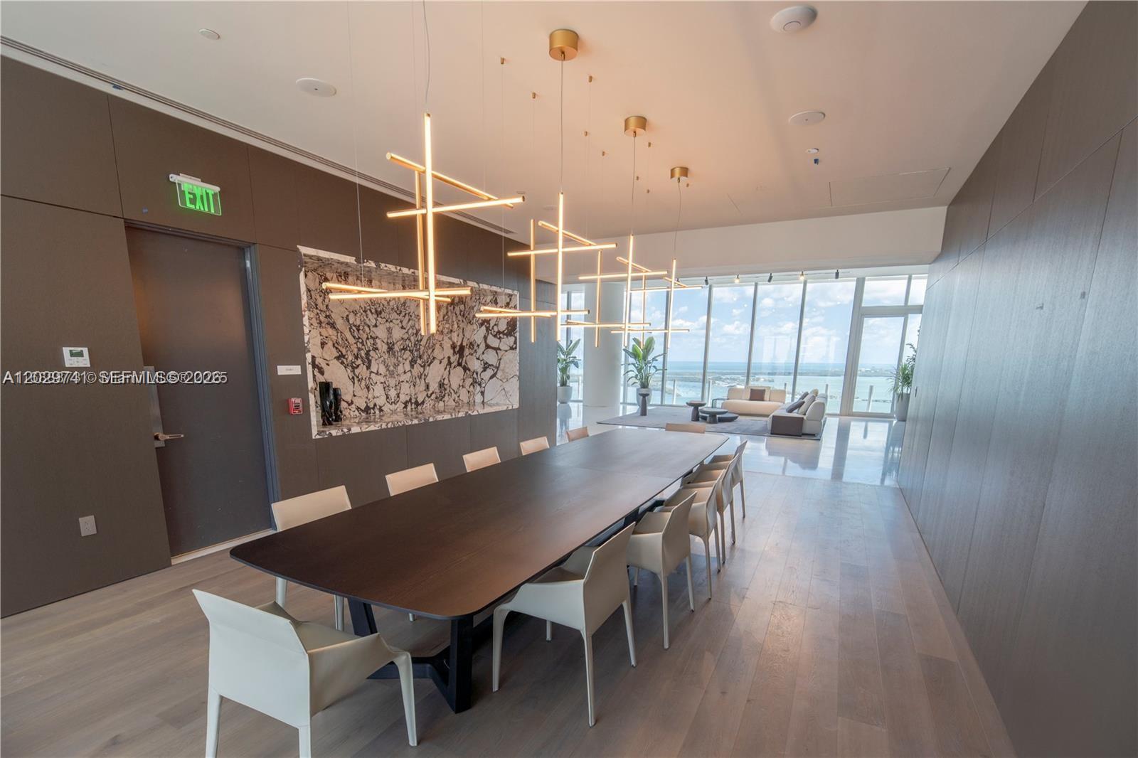 300 Biscayne Boulevard Way