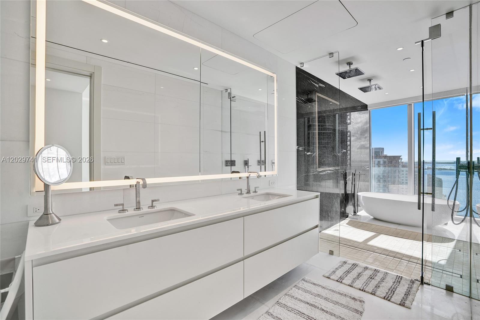 300 Biscayne Boulevard Way
