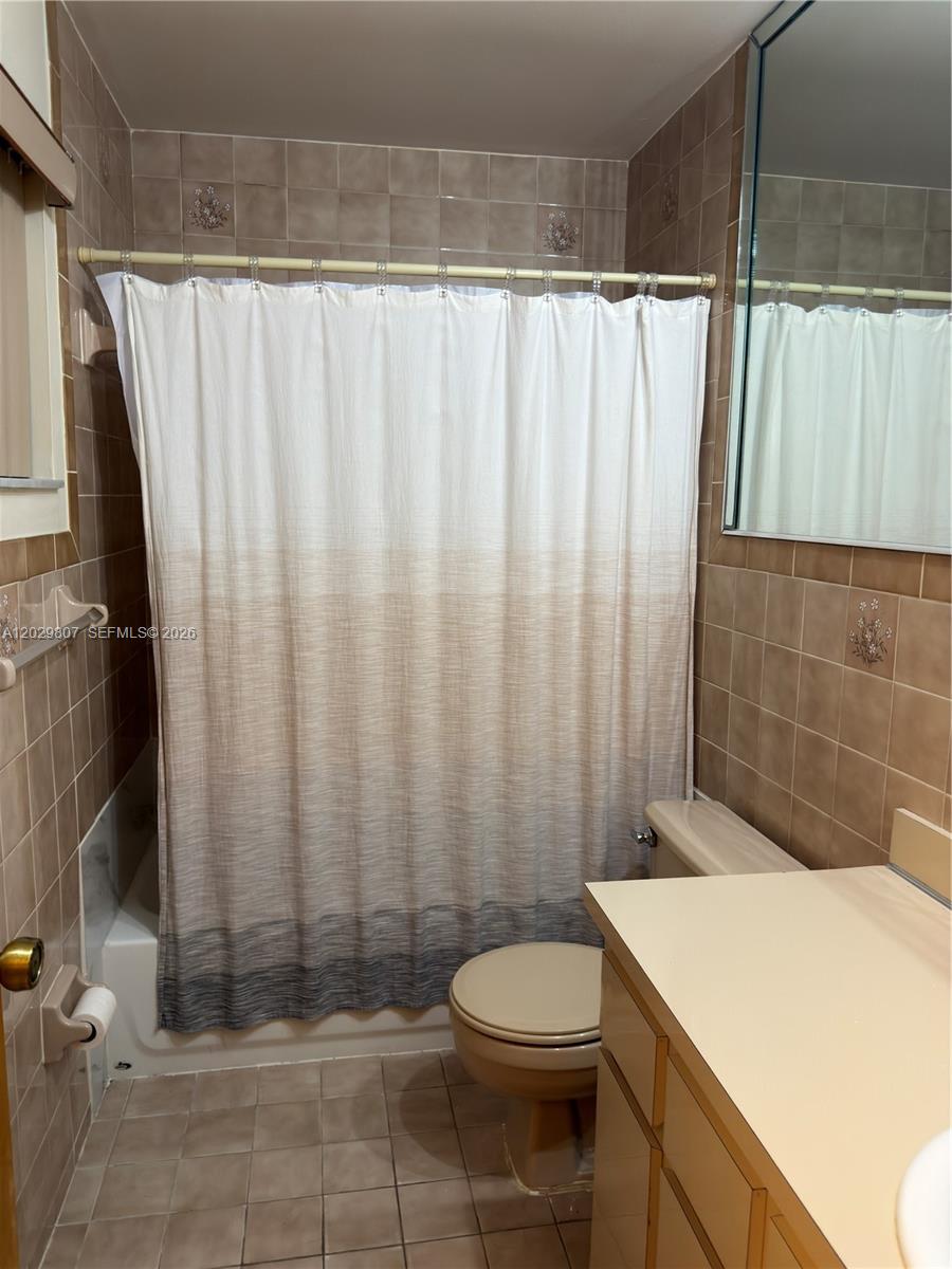 5890 SW 147th Court