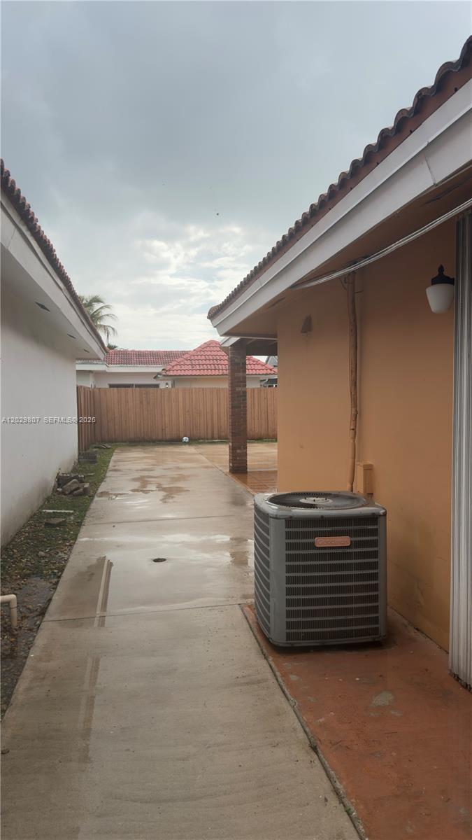 5890 SW 147th Court