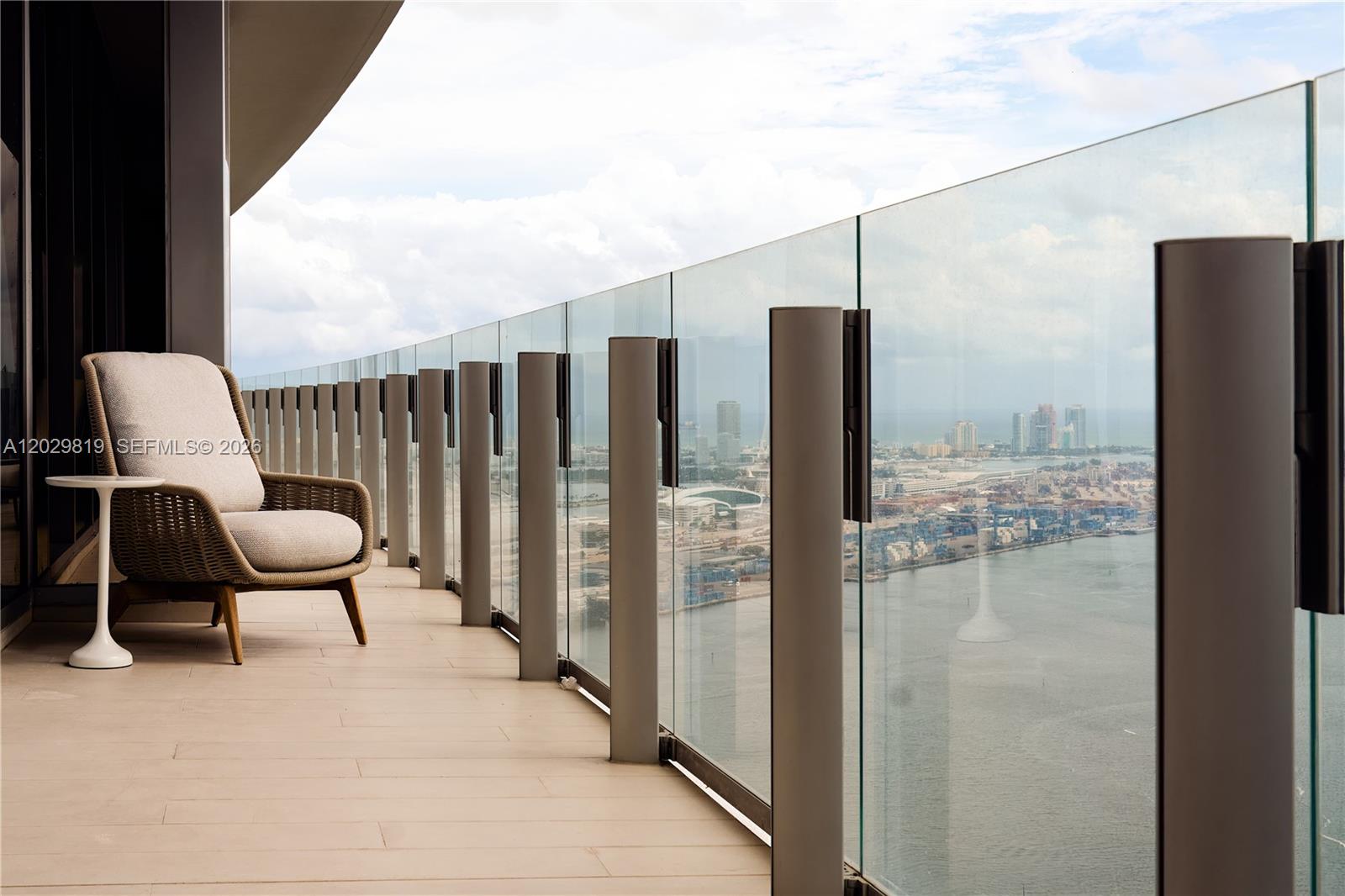 300 E Biscayne Blvd Way