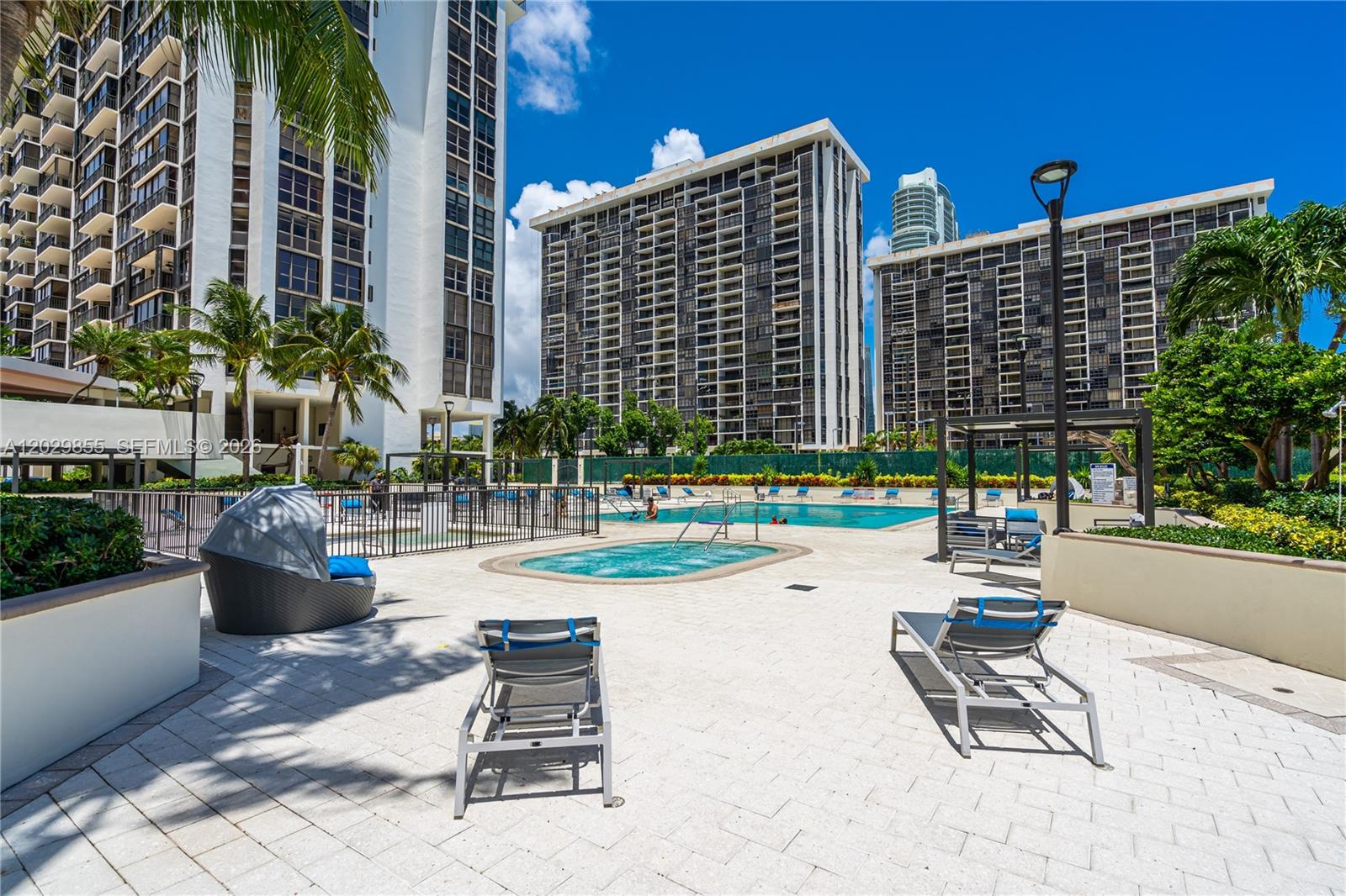 1925 Brickell Avenue