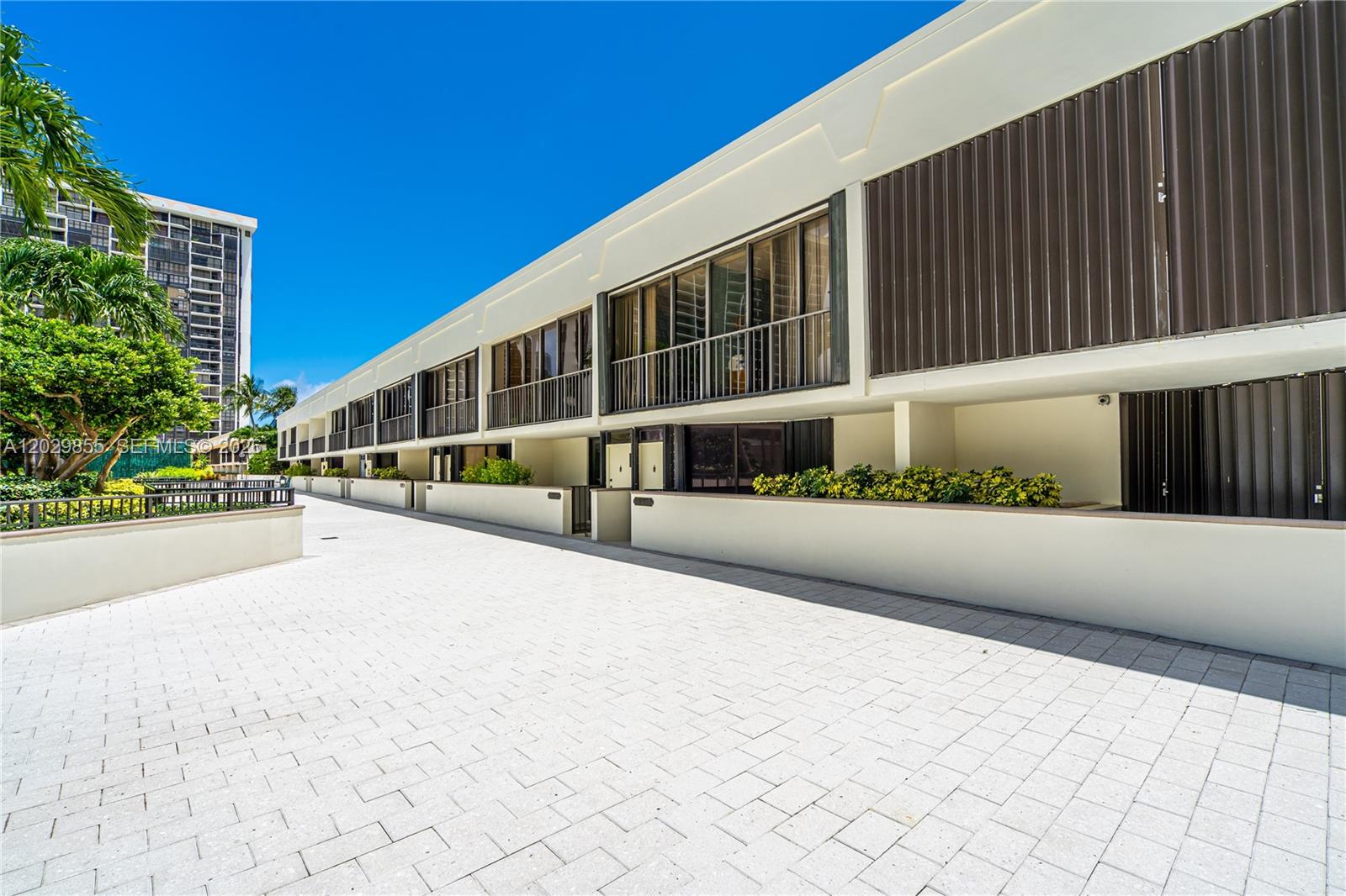 1925 Brickell Avenue