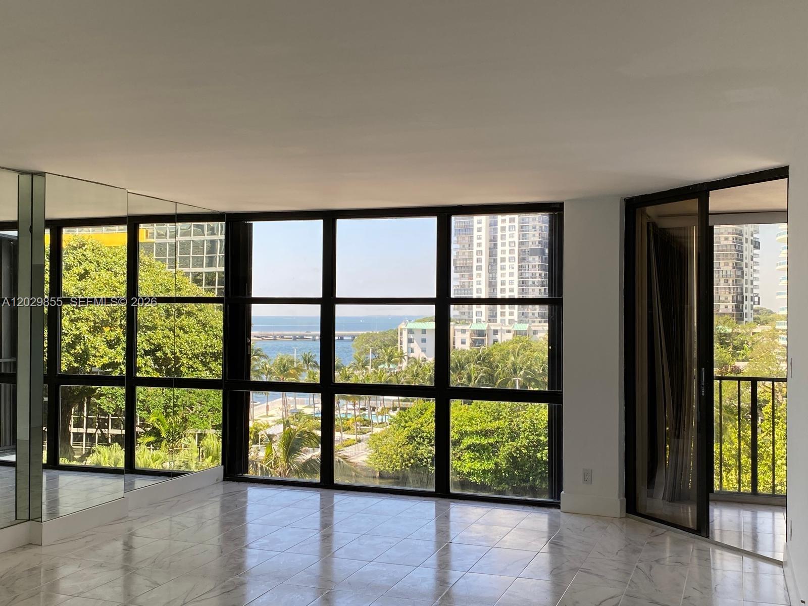 1925 Brickell Avenue
