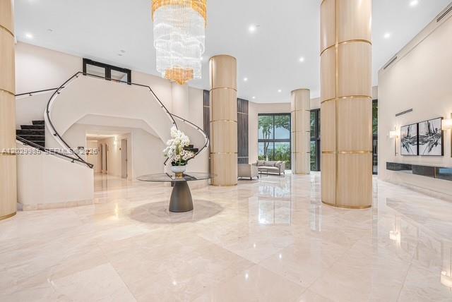 3500 Mystic Pointe Drive