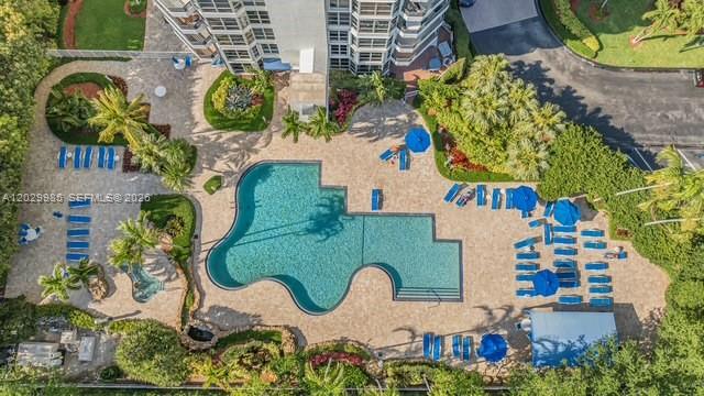 3500 Mystic Pointe Drive
