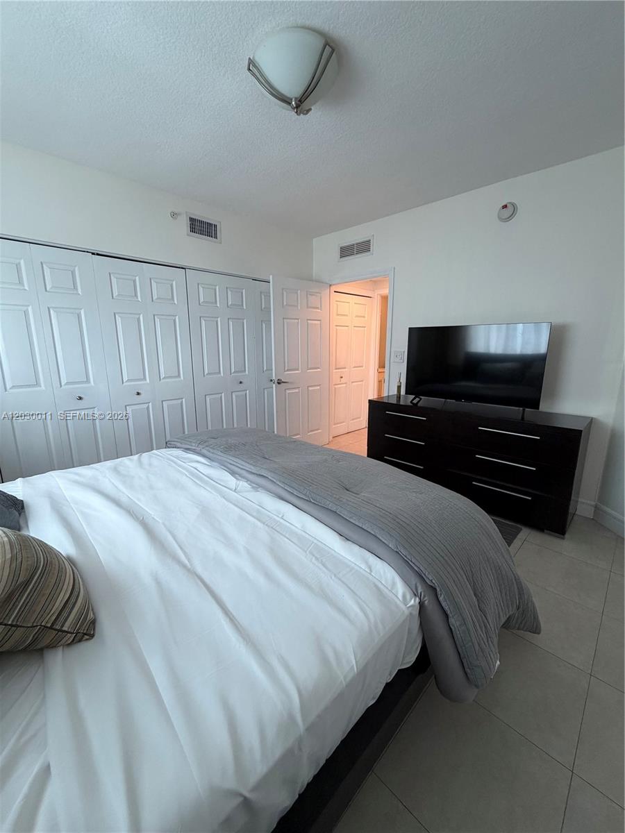 275 NE 18th