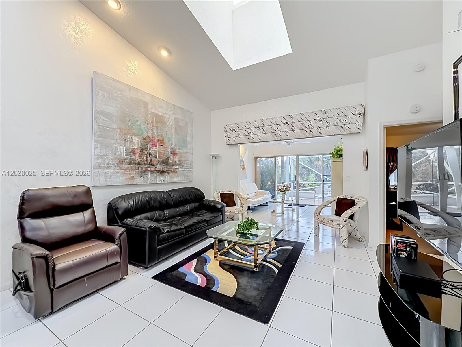 5591 Royal Lake Circle