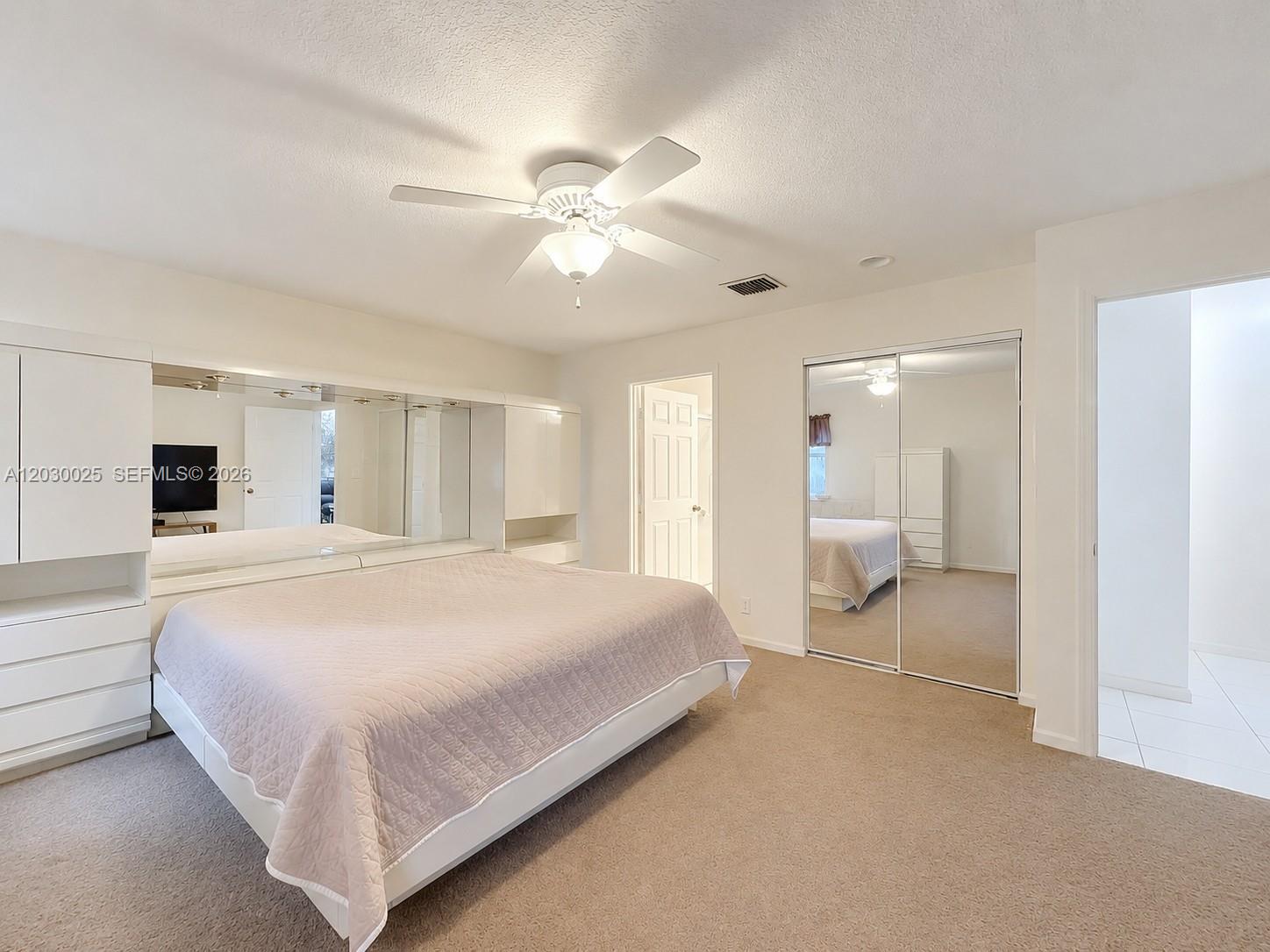 5591 Royal Lake Circle