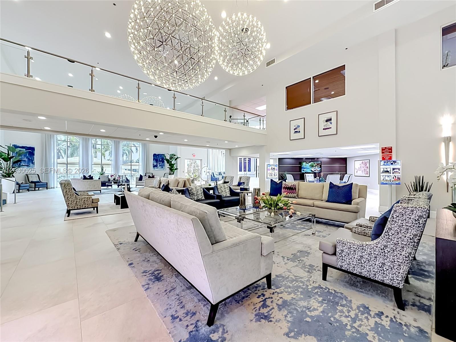 5591 Royal Lake Circle
