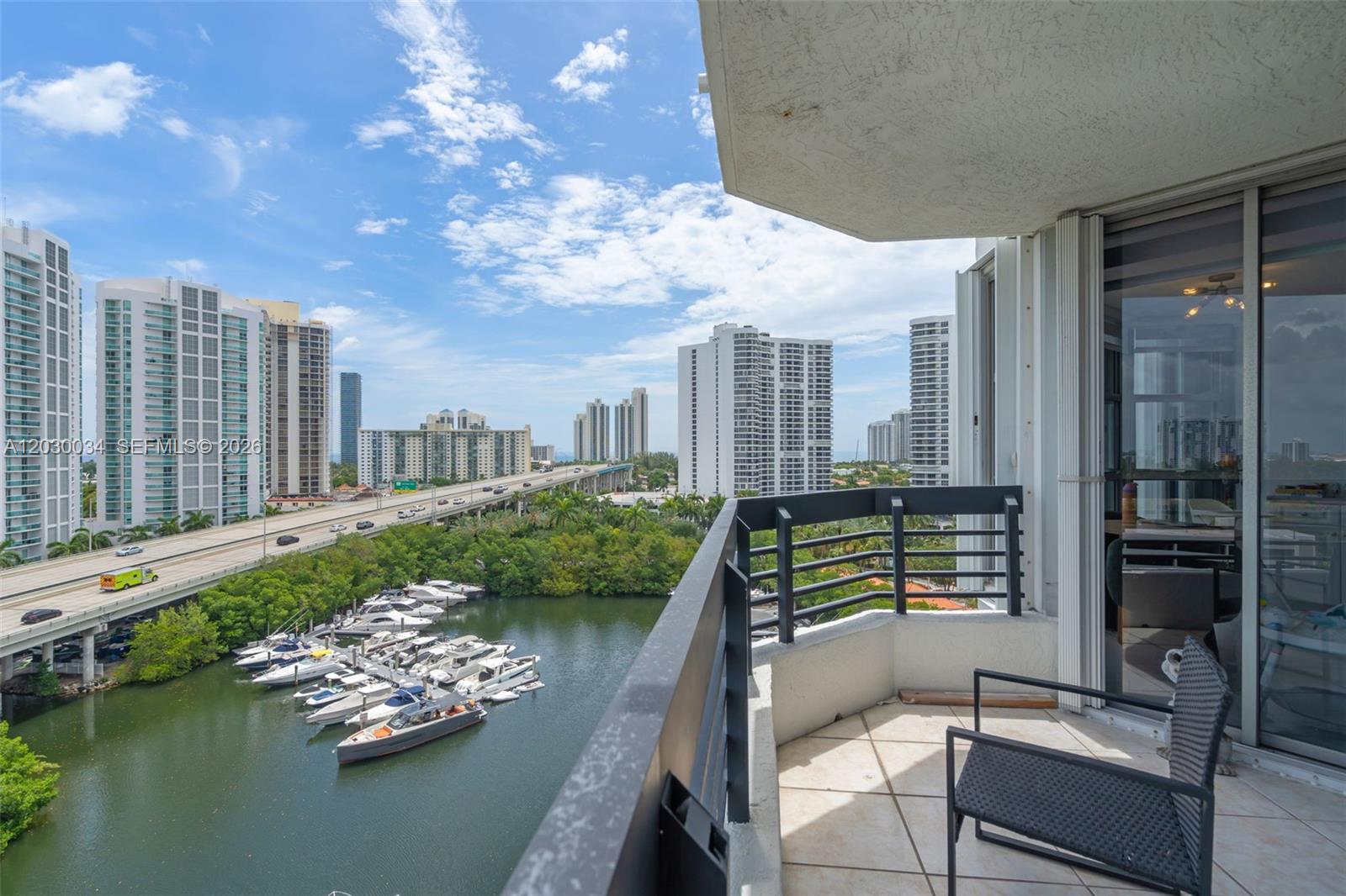 3500 Mystic Pointe Drive