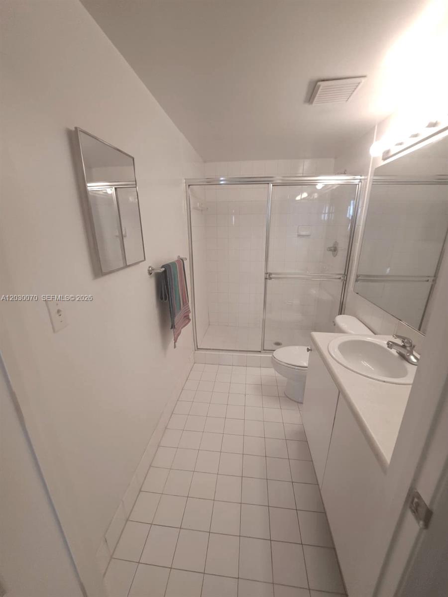 5085 NW 7th Street