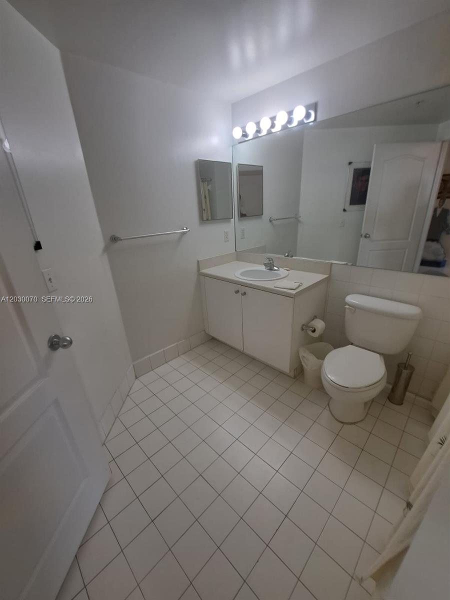 5085 NW 7th Street
