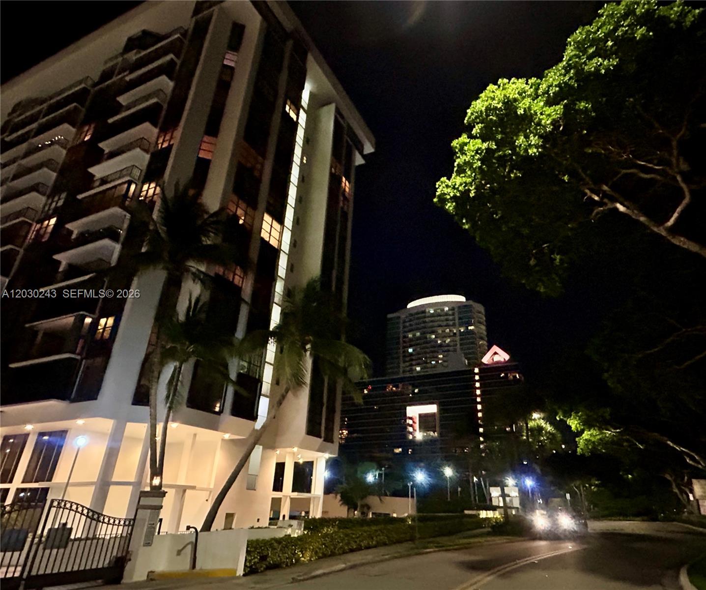 1925 Brickell Avenue