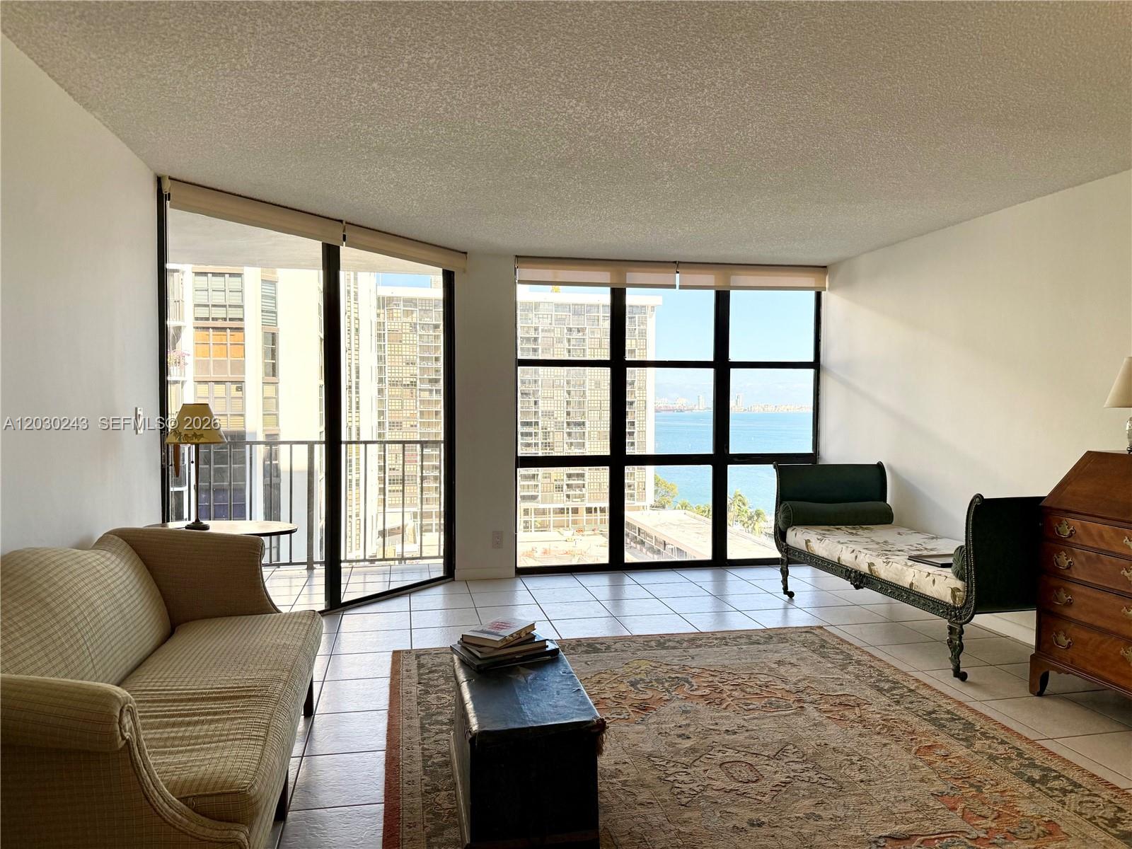 1925 Brickell Avenue