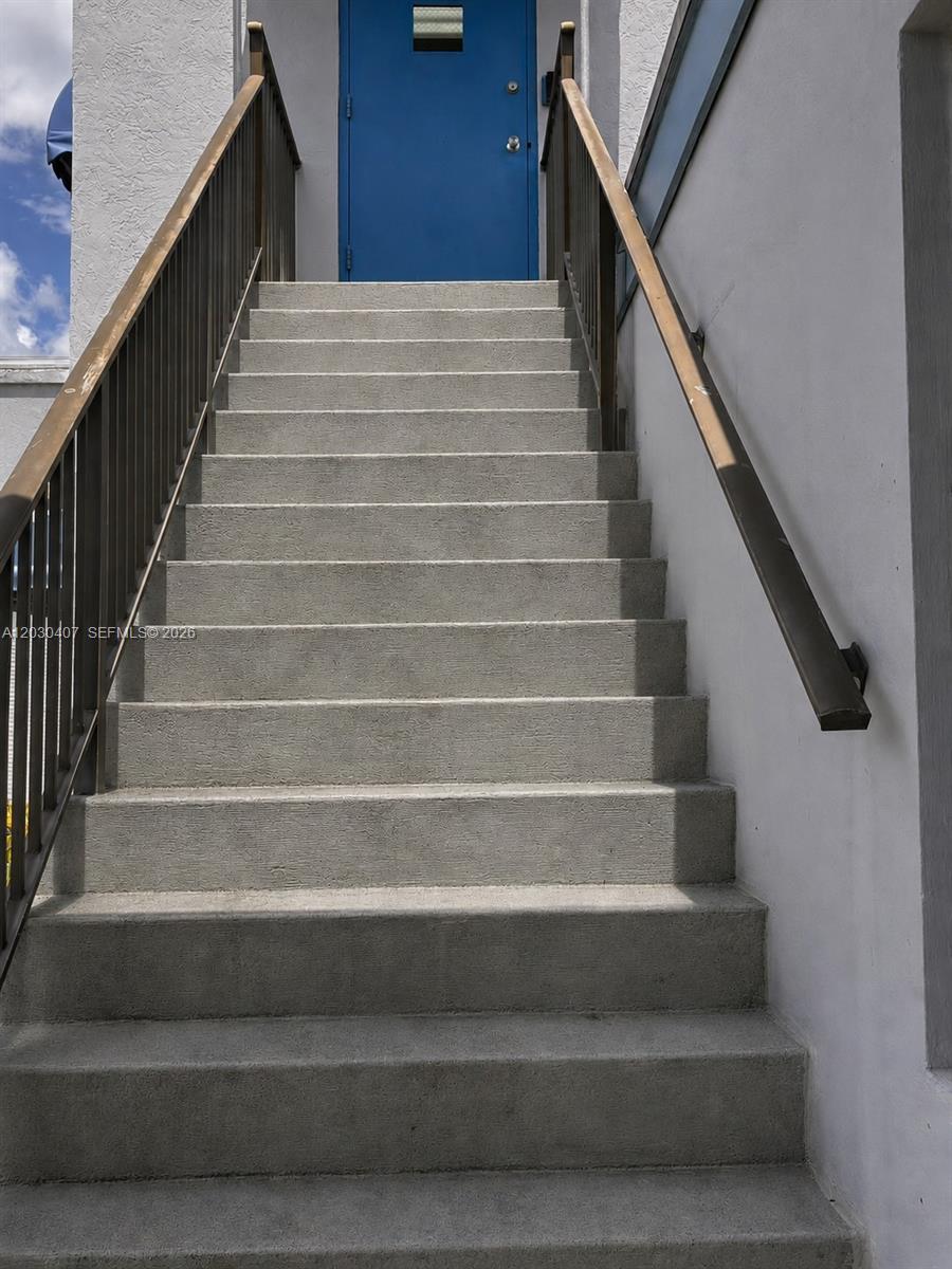 2930 NW 17th Terrace