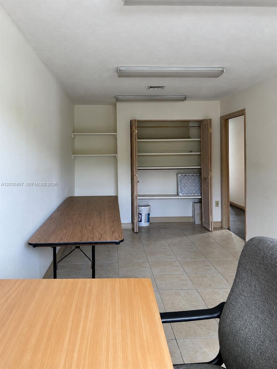 2930 NW 17th Terrace