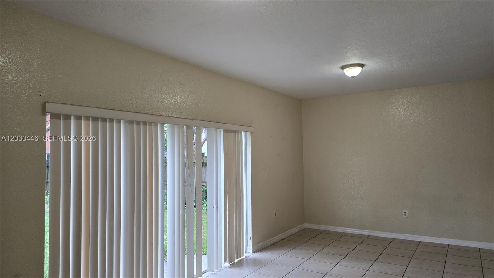 671 SW 10th Street