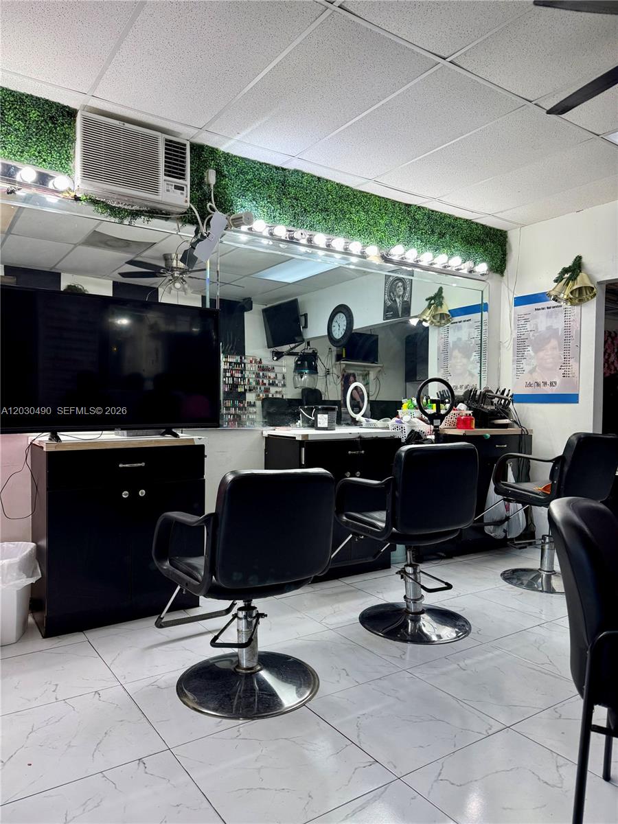 11842 W Dixie Highway