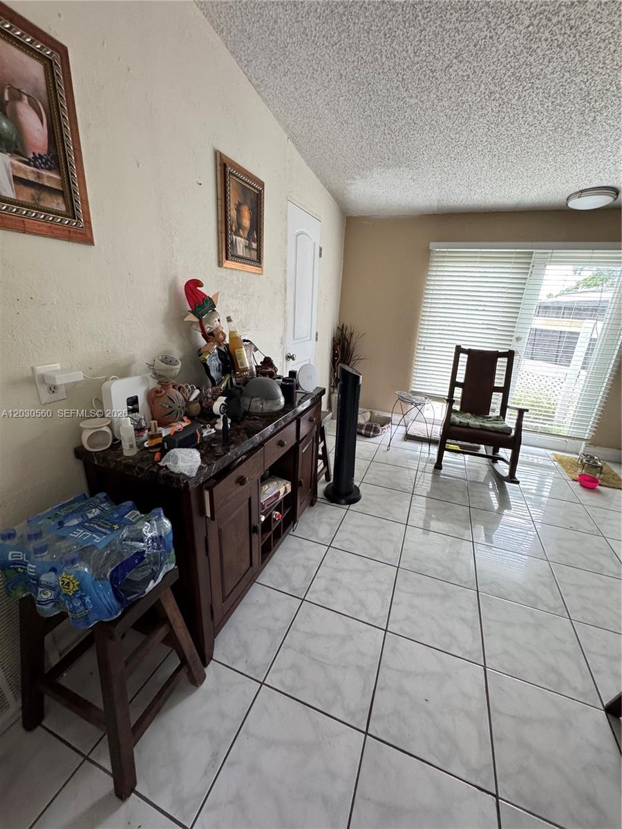 5612 NW 5612 Nw 206th Lane