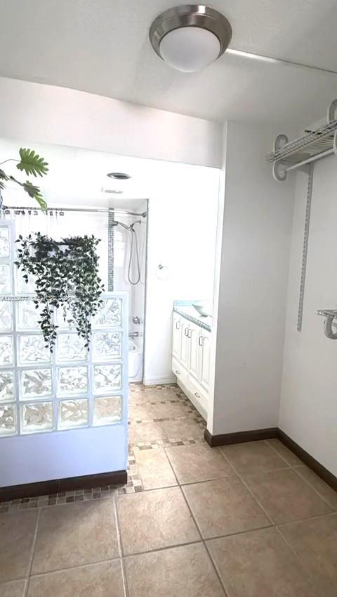 3545 NE 166th Street