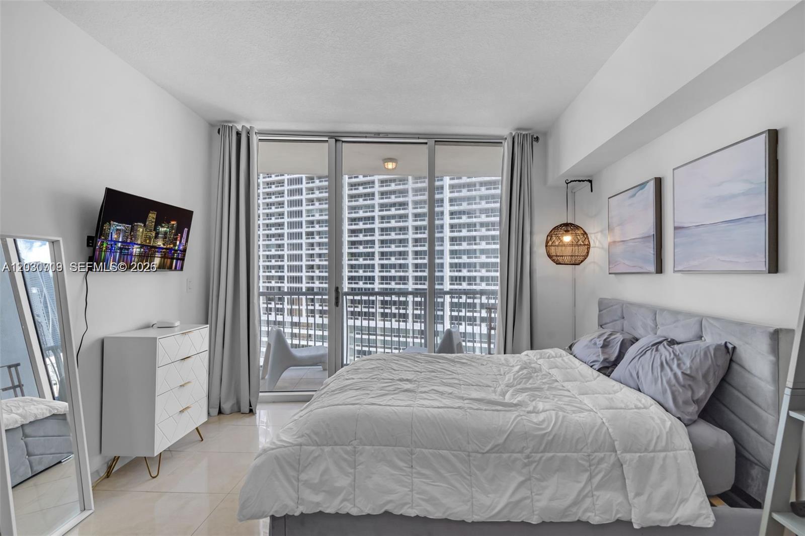 1750 N Bayshore Drive