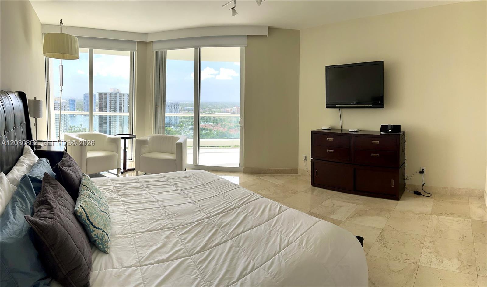 7000 Island Boulevard