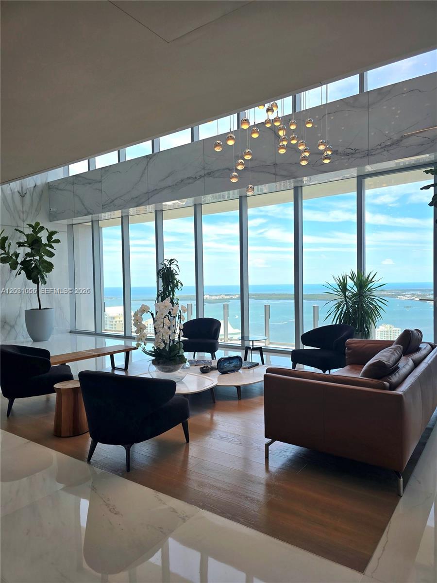 300 Biscayne Blvd Way