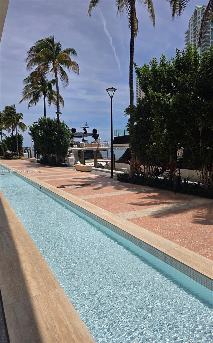 300 Biscayne Blvd Way