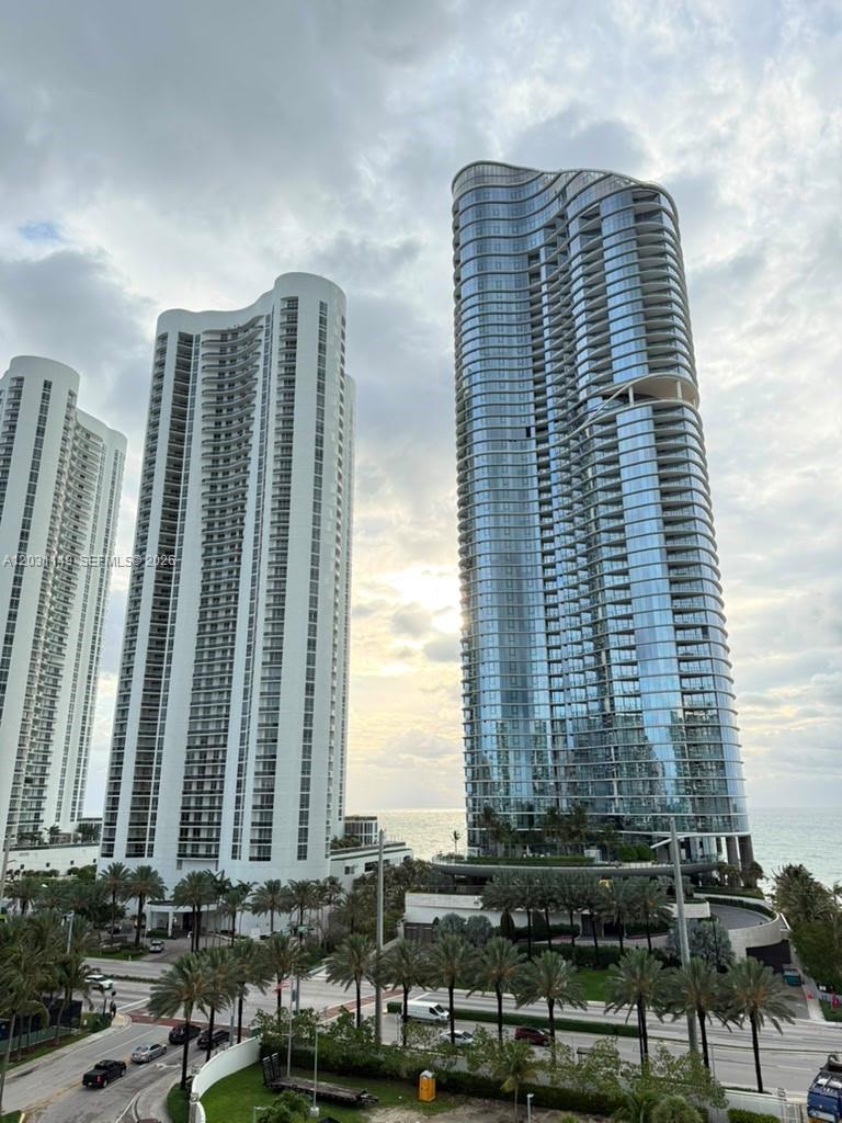 100 Bayview Drive