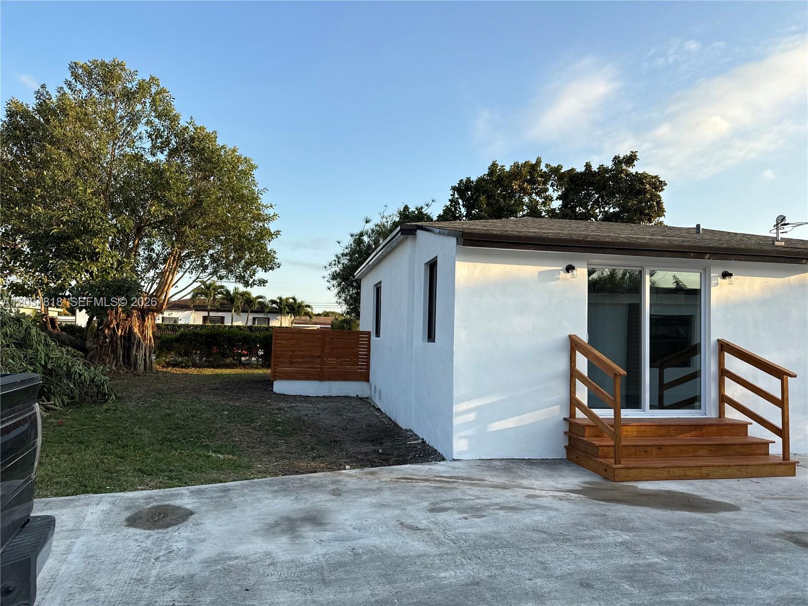 1800 SW 75th Ave Road